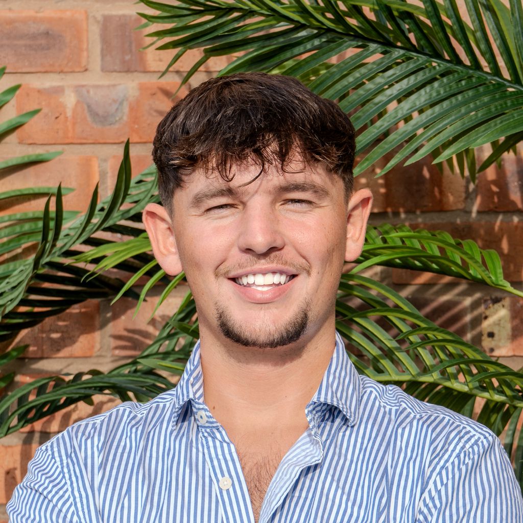 Luke P.J Whaling